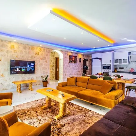 Hayit / Готель